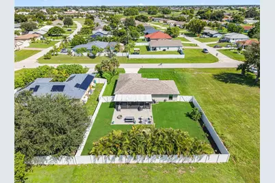 522 NE Van Loon Ln, Cape Coral, FL 33909 - Photo 35