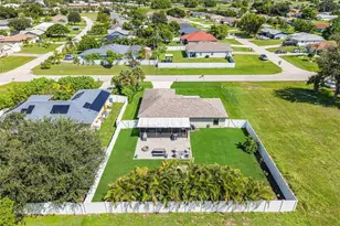 522 NE Van Loon Ln, Cape Coral, FL 33909 - Photo 35