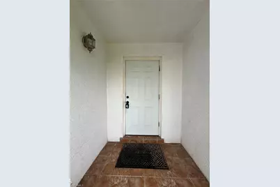 511 York Rd, Lehigh Acres, FL 33936 - Photo 3