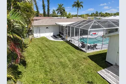 256 SE 46th Ter, Cape Coral, FL 33904 - Photo 5