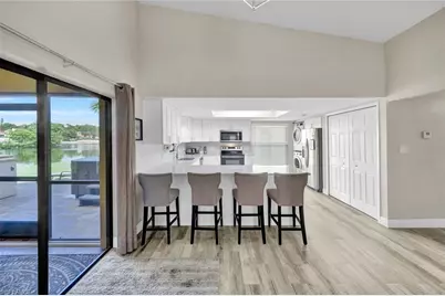 5424 Ashton Cir, Fort Myers, FL 33907 - Photo 9