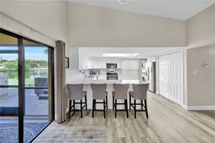 5424 Ashton Cir, Fort Myers, FL 33907 - Photo 9