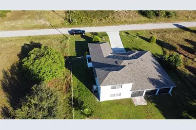1709 Moore Ave, Lehigh Acres, FL 33972 - Photo 9