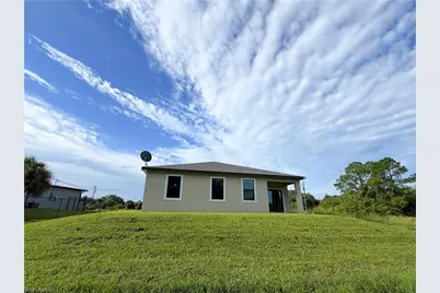8014 Spice Ct, Labelle, FL 33935 - Photo 11
