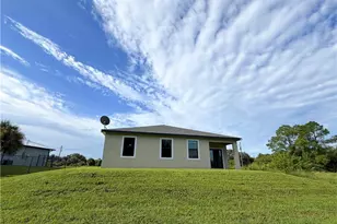 8014 Spice Ct, Labelle, FL 33935 - Photo 11