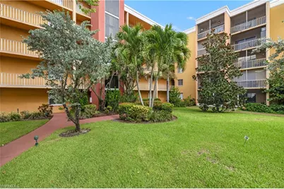 2366 E Mall Dr #213, Fort Myers, FL 33901 - Photo 19