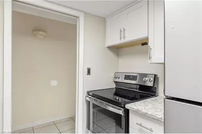 2366 E Mall Dr #213, Fort Myers, FL 33901 - Photo 13