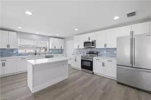 930 NW Juanita Pl, Cape Coral, FL 33993 - Photo 27