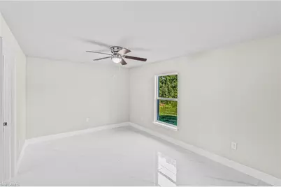 1011 Kent St E, Lehigh Acres, FL 33974 - Photo 13