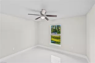 1011 Kent St E, Lehigh Acres, FL 33974 - Photo 11