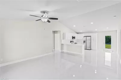 180 Peerless St, Lehigh Acres, FL 33974 - Photo 7