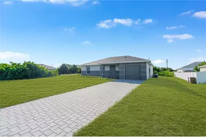 180 Peerless St, Lehigh Acres, FL 33974 - Photo 17