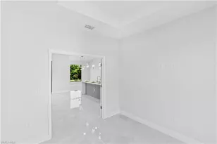 736 Chambers St E, Lehigh Acres, FL 33974 - Photo 27