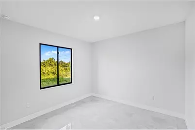 736 Chambers St E, Lehigh Acres, FL 33974 - Photo 33