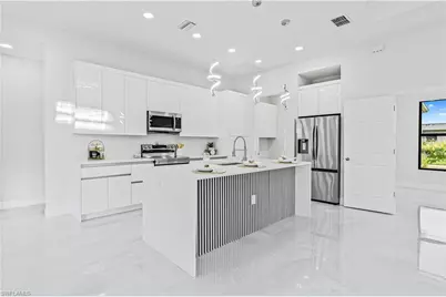 736 Chambers St E, Lehigh Acres, FL 33974 - Photo 21