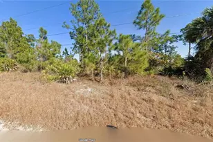 639 Muldoon Ave S, Lehigh Acres, FL 33974 - Photo 1