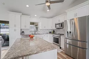 4342 SW 9th Pl, Cape Coral, FL 33914 - Photo 7