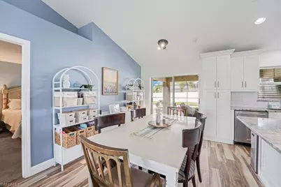 4342 SW 9th Pl, Cape Coral, FL 33914 - Photo 9