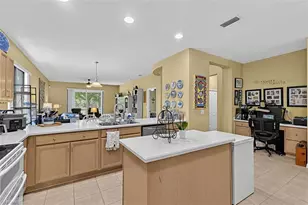 12065 Country Day Cir, Fort Myers, FL 33913 - Photo 23