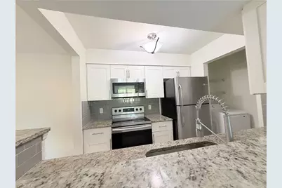 2925 Winkler Ave #914, Fort Myers, FL 33916 - Photo 5