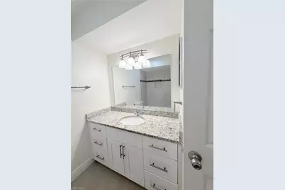 2925 Winkler Ave #914, Fort Myers, FL 33916 - Photo 9