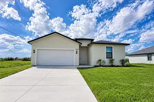 9015 Largo Cir, Labelle, FL 33935 - Photo 1