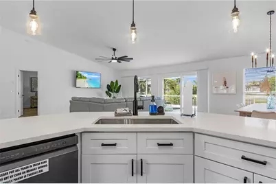 4134 SW 17th Ave, Cape Coral, FL 33914 - Photo 17