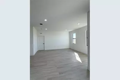 3048 Birwood Cir, Labelle, FL 33935 - Photo 5