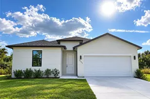 3048 Birwood Cir, Labelle, FL 33935 - Photo 1