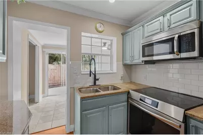 2476 Euclid Ave, Fort Myers, FL 33901 - Photo 13