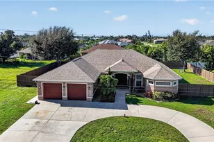 1012 SW 39th Terrace, Cape Coral, FL 33914 - Photo 43
