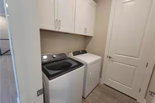 21250 Estiva Villa Cir, Estero, FL 33928 - Photo 19
