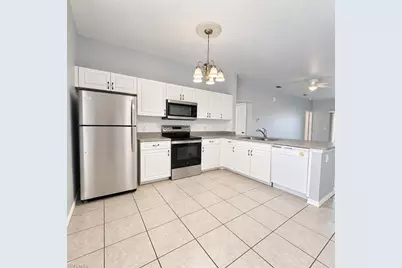 1117 SW 48th Ter #5, Cape Coral, FL 33914 - Photo 5