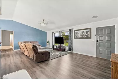 1138 SW 12th Ter, Cape Coral, FL 33991 - Photo 5