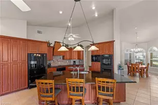 1935 SE 26th St, Cape Coral, FL 33904 - Photo 9