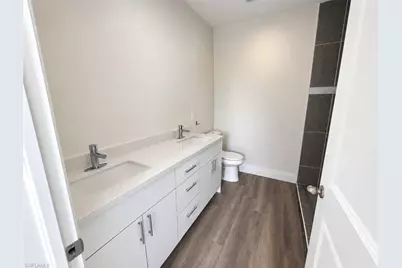 6009 Keystone Cir, Labelle, FL 33935 - Photo 3