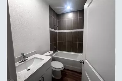 6009 Keystone Cir, Labelle, FL 33935 - Photo 5
