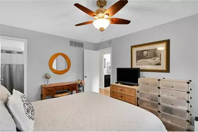 431 Van Buren St #E5, Fort Myers, FL 33916 - Photo 15