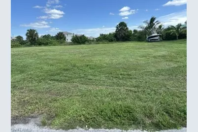 2529 NE 20th Pl, Cape Coral, FL 33909 - Photo 3