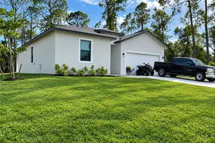 8056 Sherwood Cir, Labelle, FL 33935 - Photo 1