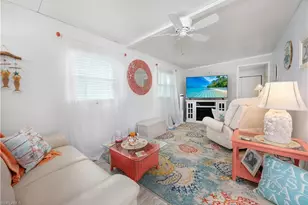 11095 Sunglow Ln, Fort Myers, FL 33908 - Photo 21