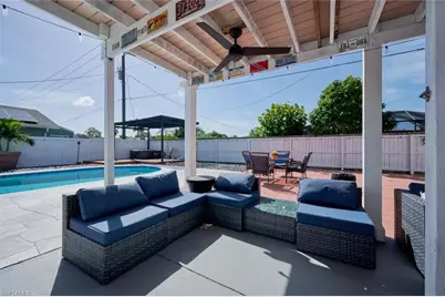 2212 Crystal Dr, Fort Myers, FL 33907 - Photo 37