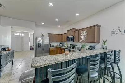 1811 SW 13th St, Cape Coral, FL 33991 - Photo 21