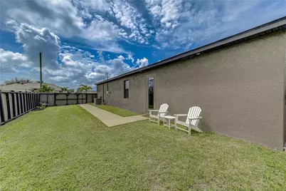 1811 SW 13th St, Cape Coral, FL 33991 - Photo 33