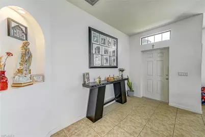 1811 SW 13th St, Cape Coral, FL 33991 - Photo 13