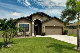1811 SW 13th St, Cape Coral, FL 33991 - Photo 7