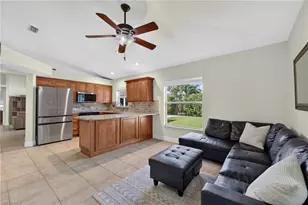 18502 Sunflower Rd, Fort Myers, FL 33967 - Photo 9