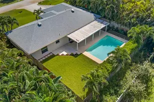 18502 Sunflower Rd, Fort Myers, FL 33967 - Photo 3