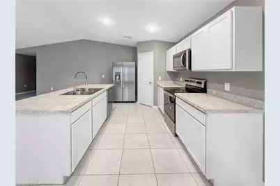 3107 35th St W, Lehigh Acres, FL 33971 - Photo 9