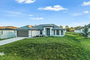 386 Pauline Ave, Lehigh Acres, FL 33974 - Photo 5